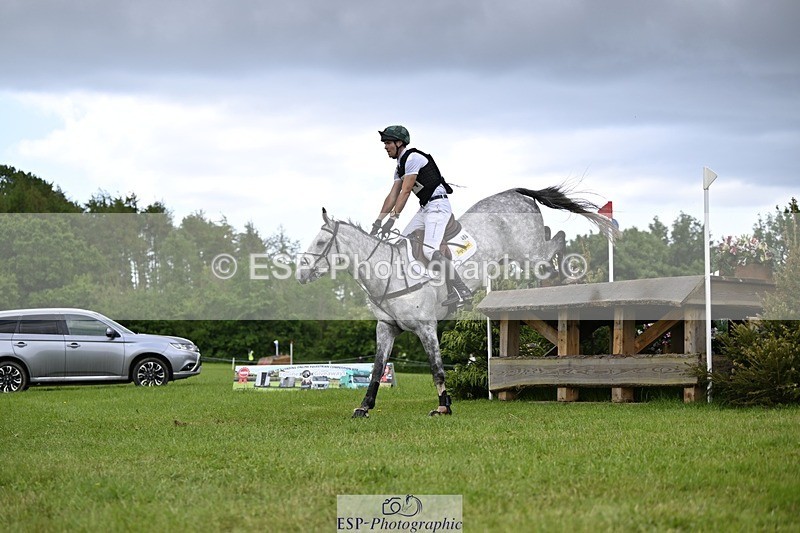 240526-124337-21783 - 404-DEERPAIRC_REVELRY-Max_Warburton