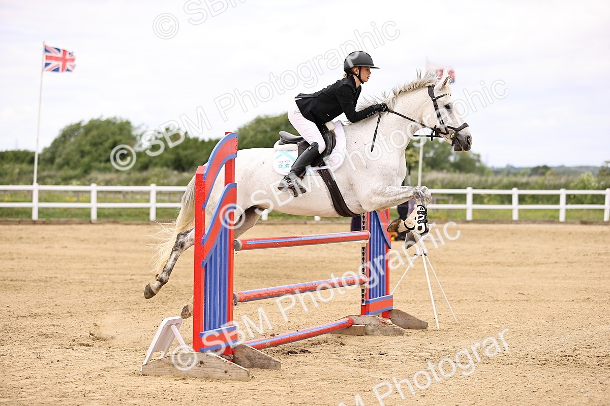 SBM_000396 - Class 4 - 1m showjumping