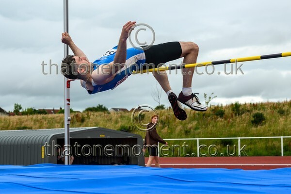 ComMast25-912319 - Field Male Set Two