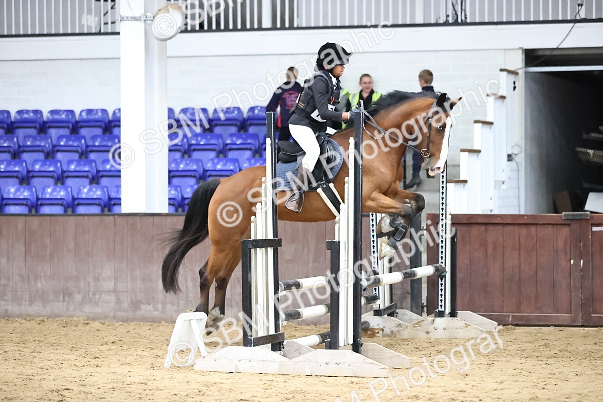 SBM_001357 - Class 5 - Henlow Veterinary Hospital 70cm