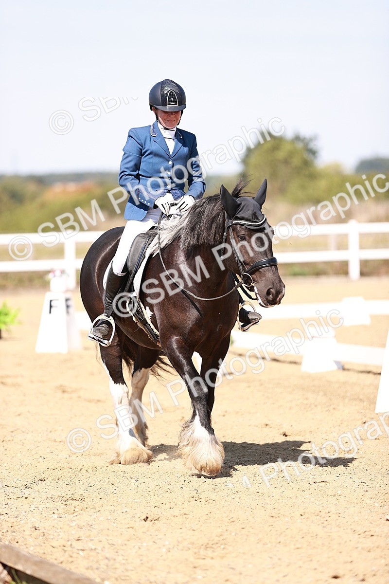 SBM_004609 - Class 12 - Novice 5 - 10.31-11.41