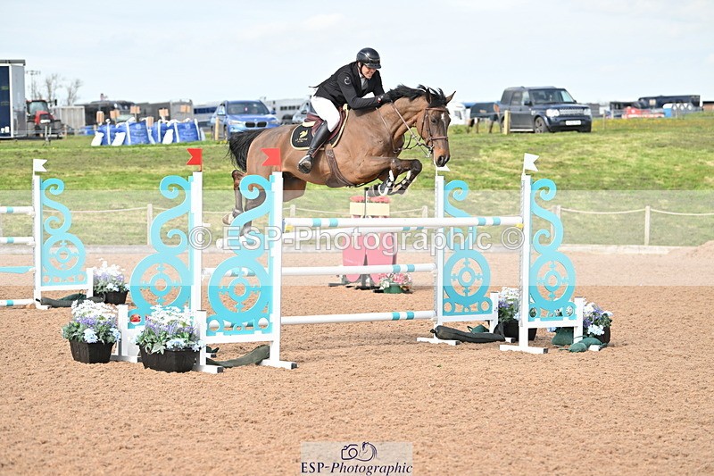 240418A-160050-04928 - Cls 9, 2 Star Big Tour 1.40m