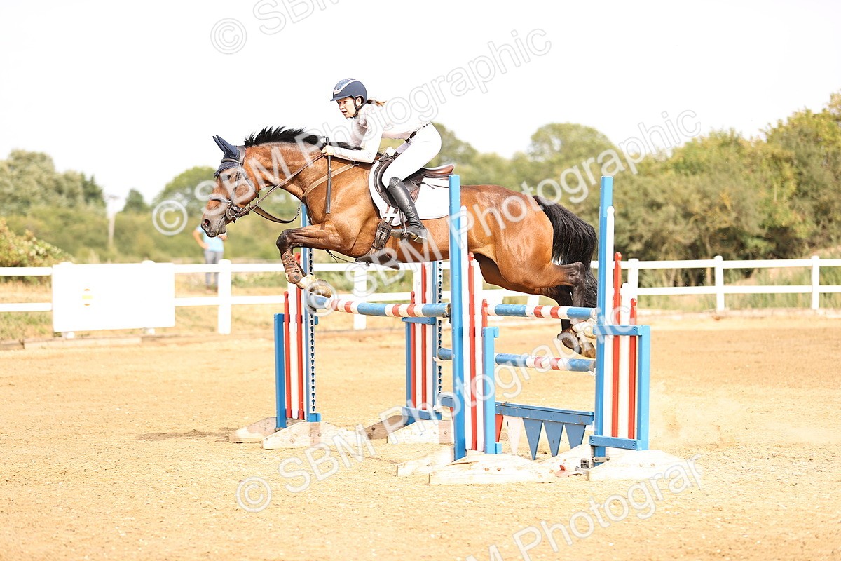 SBM_001650 - Class 6 - Senior Newcomers 1.10m