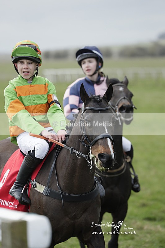 PtP 260323 1059 - New Forest Hounds Point-to-Point Larkhill 26/03/23