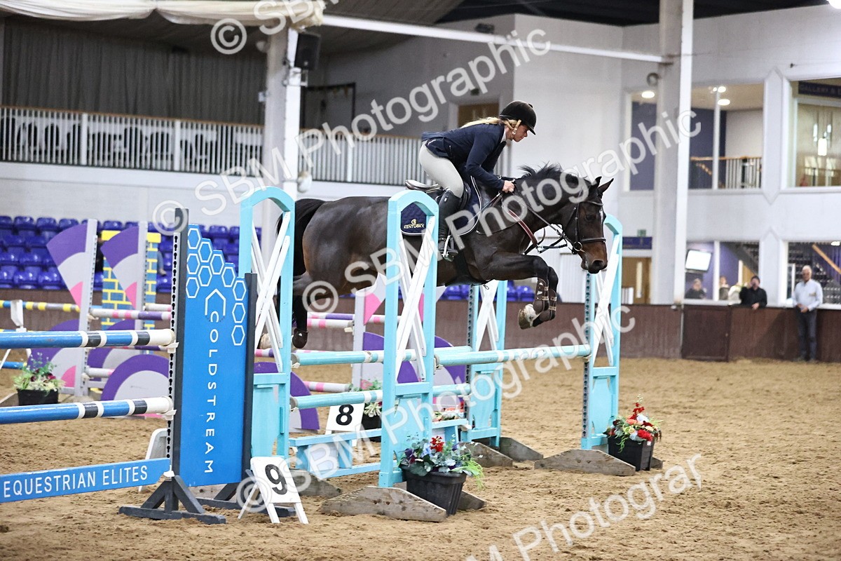 SBM_002077 - Class 4 - Senior Newcomers - 1.10m Open