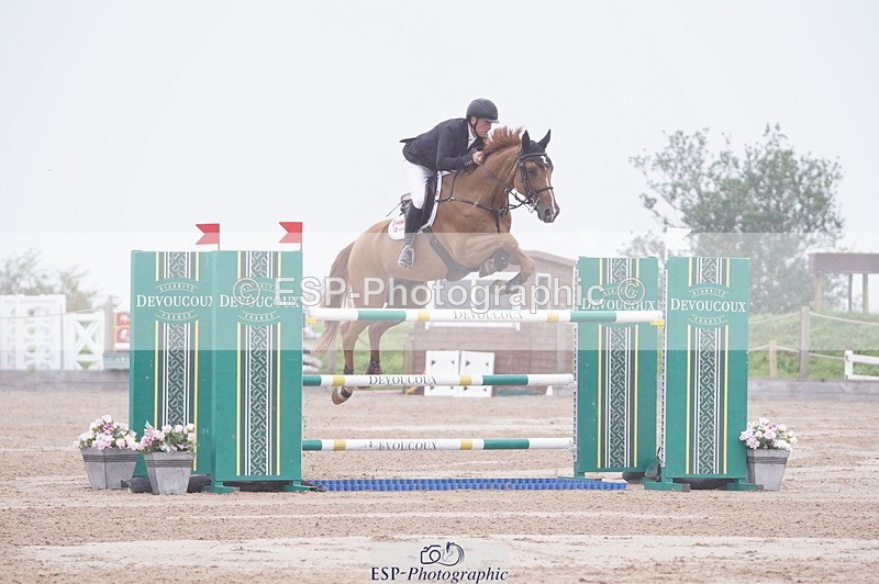 240720A-104432-14146 - Cls 3, 3 Star Small Tour 1.40m