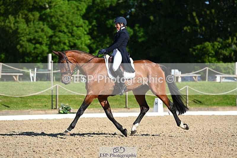 230526-090056-05364 - 451-COOLEY_SNAPCHAT-Selina_Milnes-DR