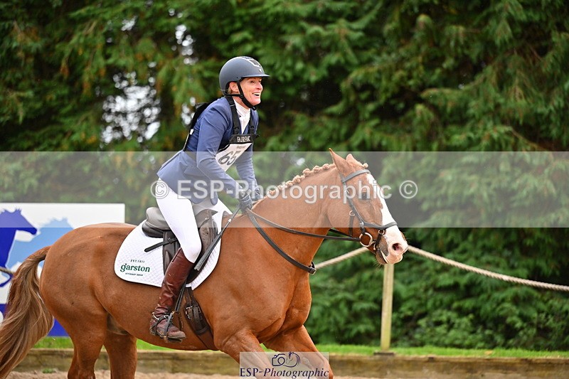 251026A-171753-27012 - H-654-Philippa.Skelton