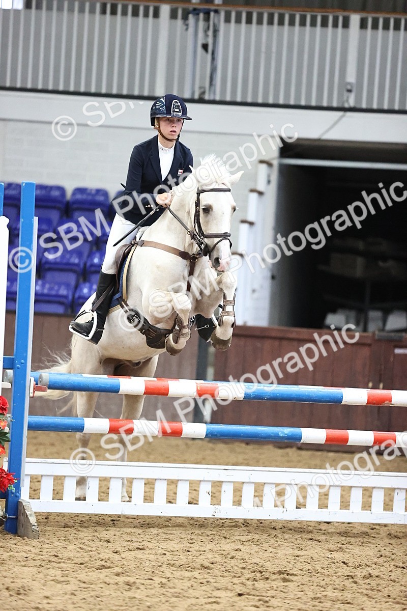 SBM_001751 - Class 3 - Springboard 128cm 138cm Restricted handicap 85cm 95cm