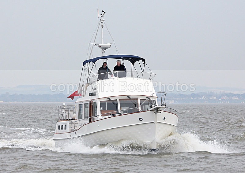 140330 JASMINE WT7A4421 - Flybridge Cruisers