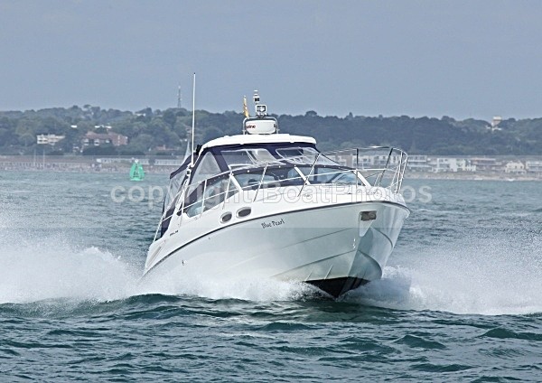 090823 BLUE PEARL IMG_1432 - Motorboats - Open