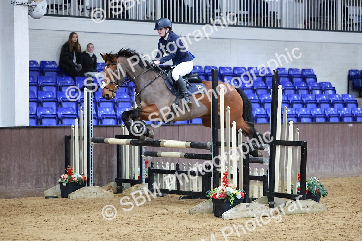 SBM_007395 - Class 24 - Nupafeed Supplements Senior Discovery/ 1m Open