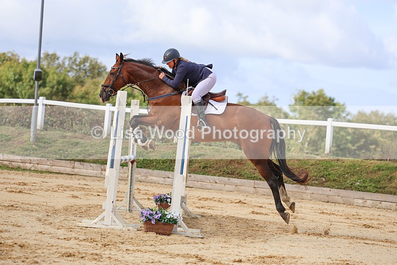 3E7A2143 - Class 4: Senior British Novice/90cm open