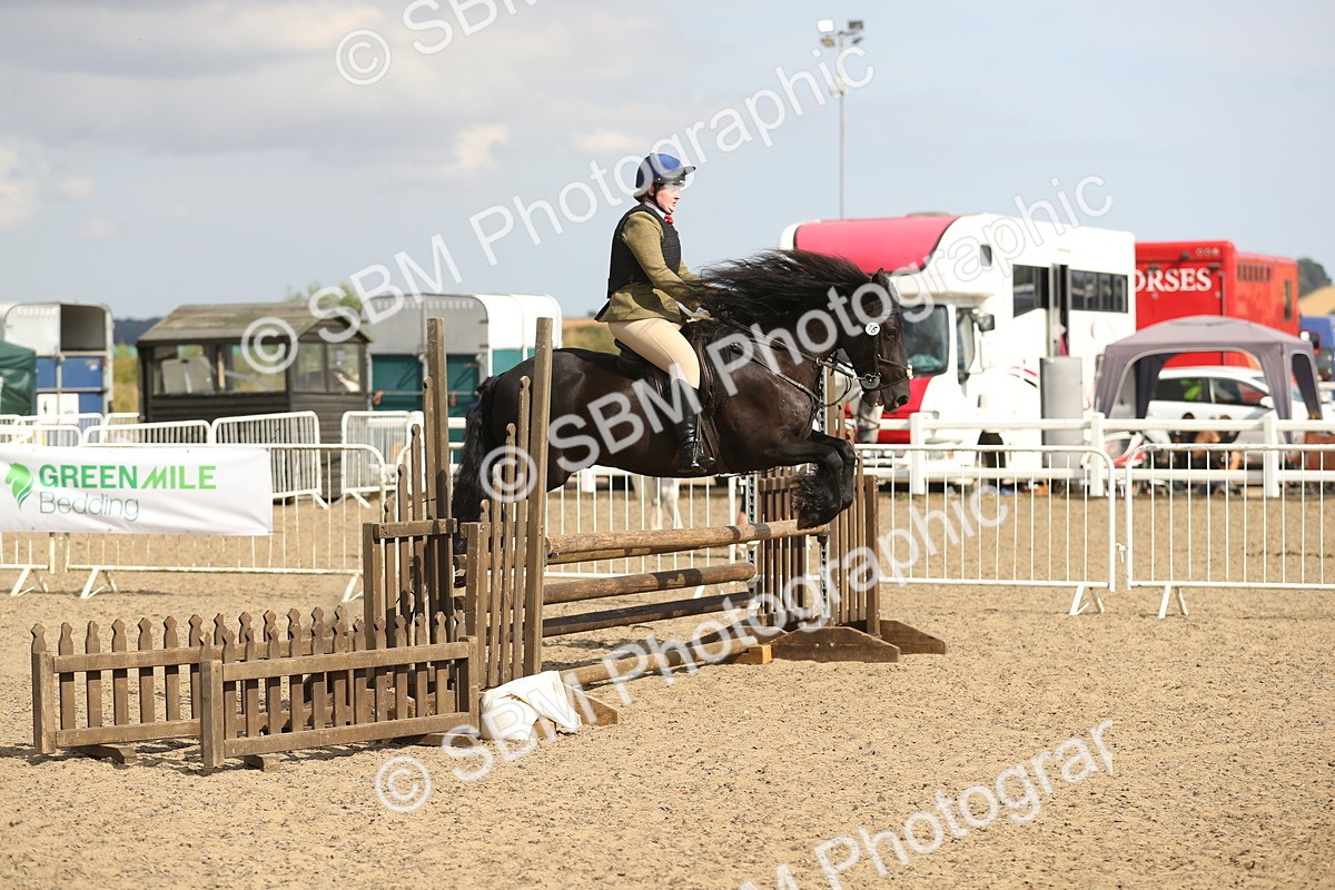 SBM_06871 - Class 49a Style & Performance 80cm (15-19)