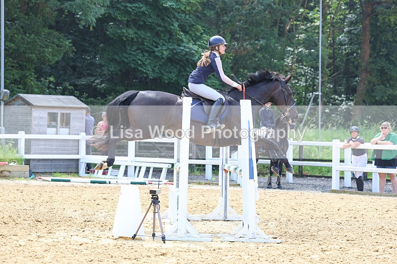 3E7A5855 - Class 5: Senior 95cm