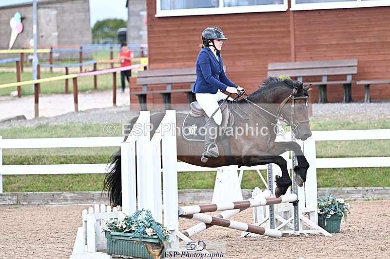 250729-145846-00050 - Clear Round and 60cm