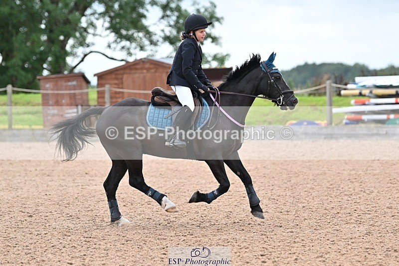 240813-161704-00203 - Clear round & 60cm