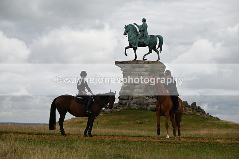 DSC_4251 - Time at Statue 09:50 to 11:09