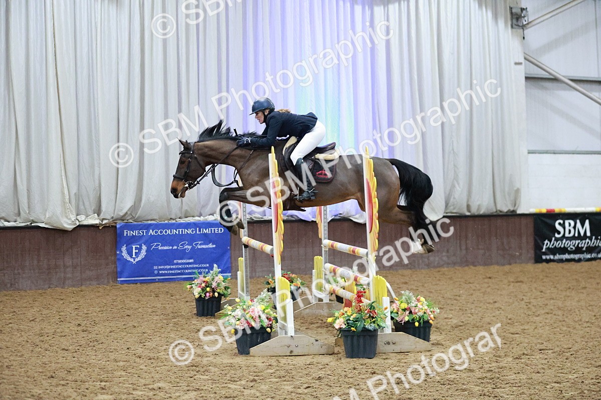 SBM_004593 - Class 17 - Senior Newcomers - 1.10m