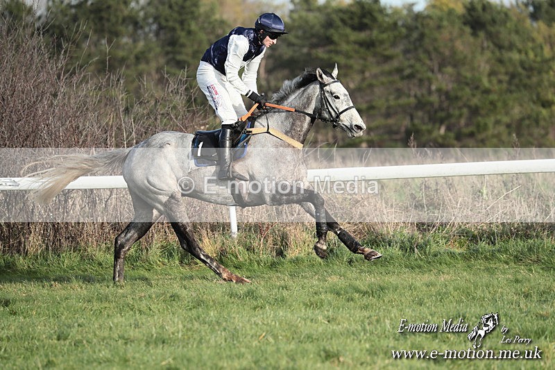 PtP 141225  1668 - New Forest Hounds PtP Larkhill 14/12/25