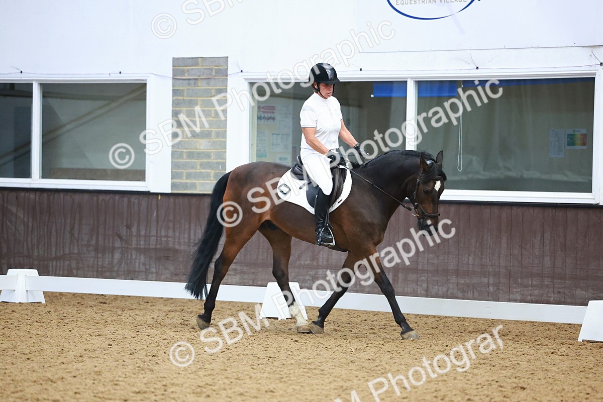 0B8A9095 - Class 6 - Novice 3