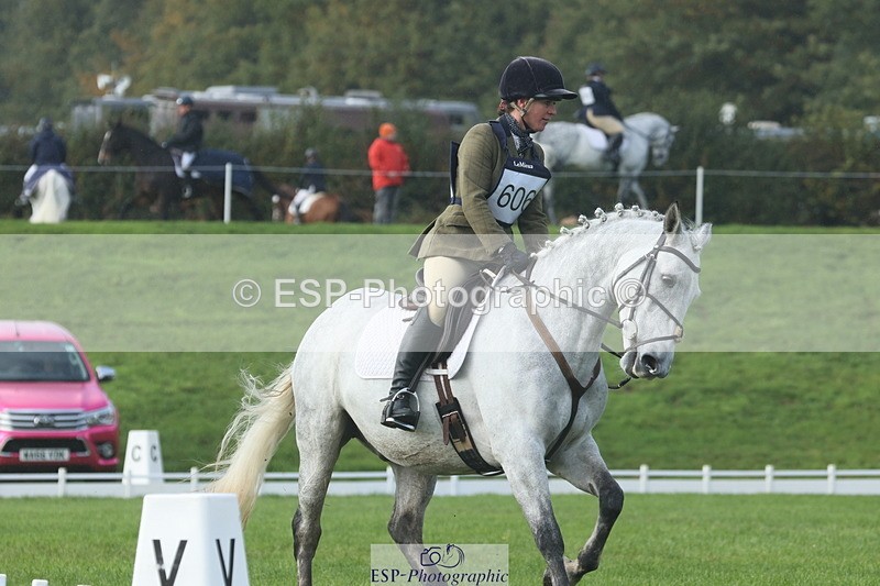 251023A-141040-04743 - H-606-Janine.Paterson