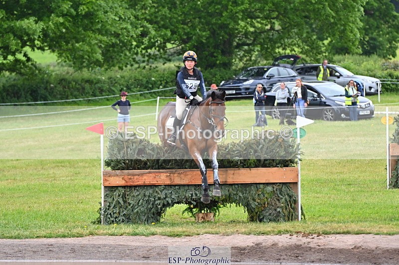 250524A-122708-10195 - B-325-Kat.Raybould-MONBEG.SHELBY