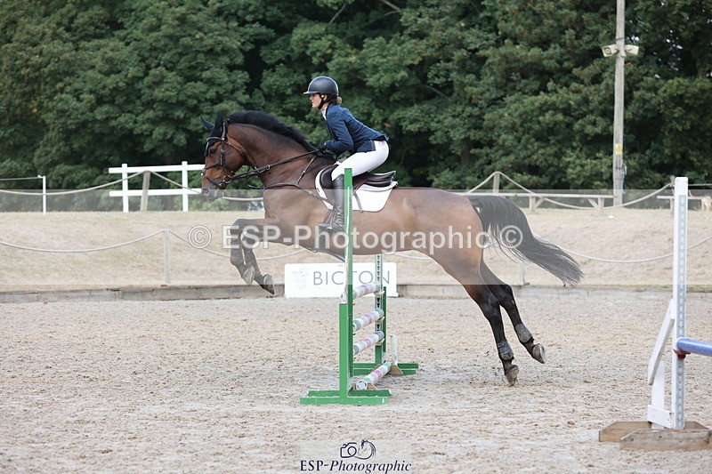 250829A-110630-01283 - Cls 7 British Novice and 90cm