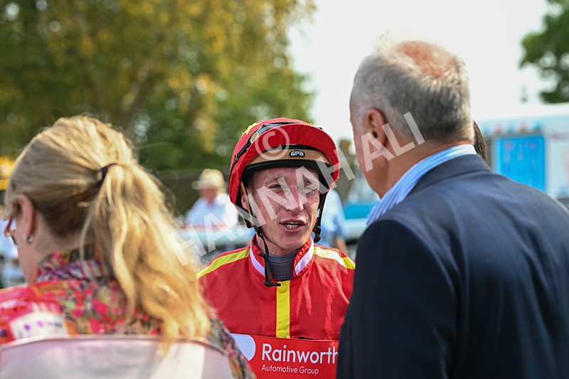 130825-Race 1-Arduis Invicta-6873 - Race 1