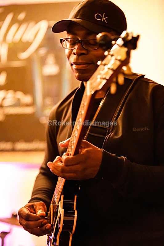 KC_029 - Kim Cypher Band