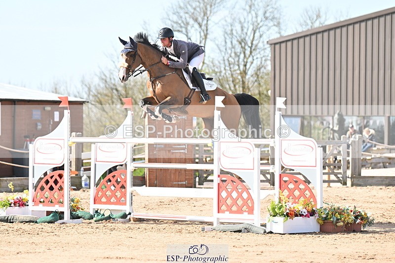 240420A-163015-12363 - Cls 11, 2 Star Big Tour 1.40m