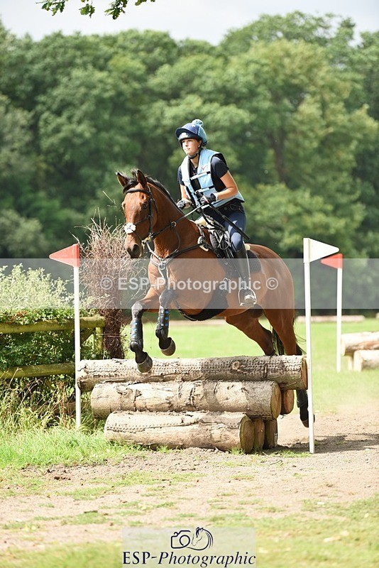 230817-135242-02086 - Kay's 1st Group - XC