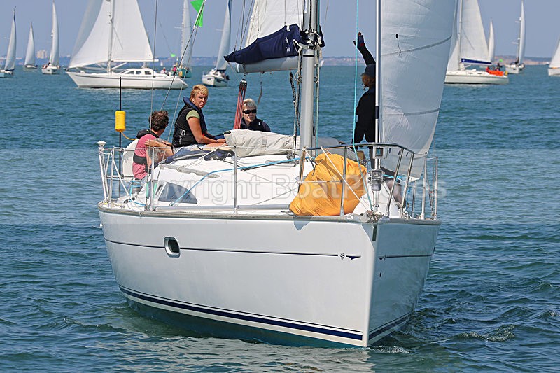 140621 SEGRIST GBR8751T WT7A2845 - ROUND THE ISLAND - 21st June 2014
