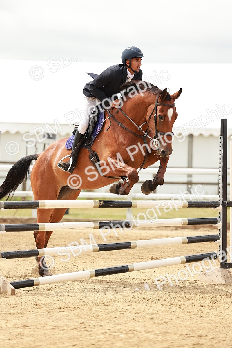 SBM_006890 - Class 2 - Senior Discovery - 1.00m Open
