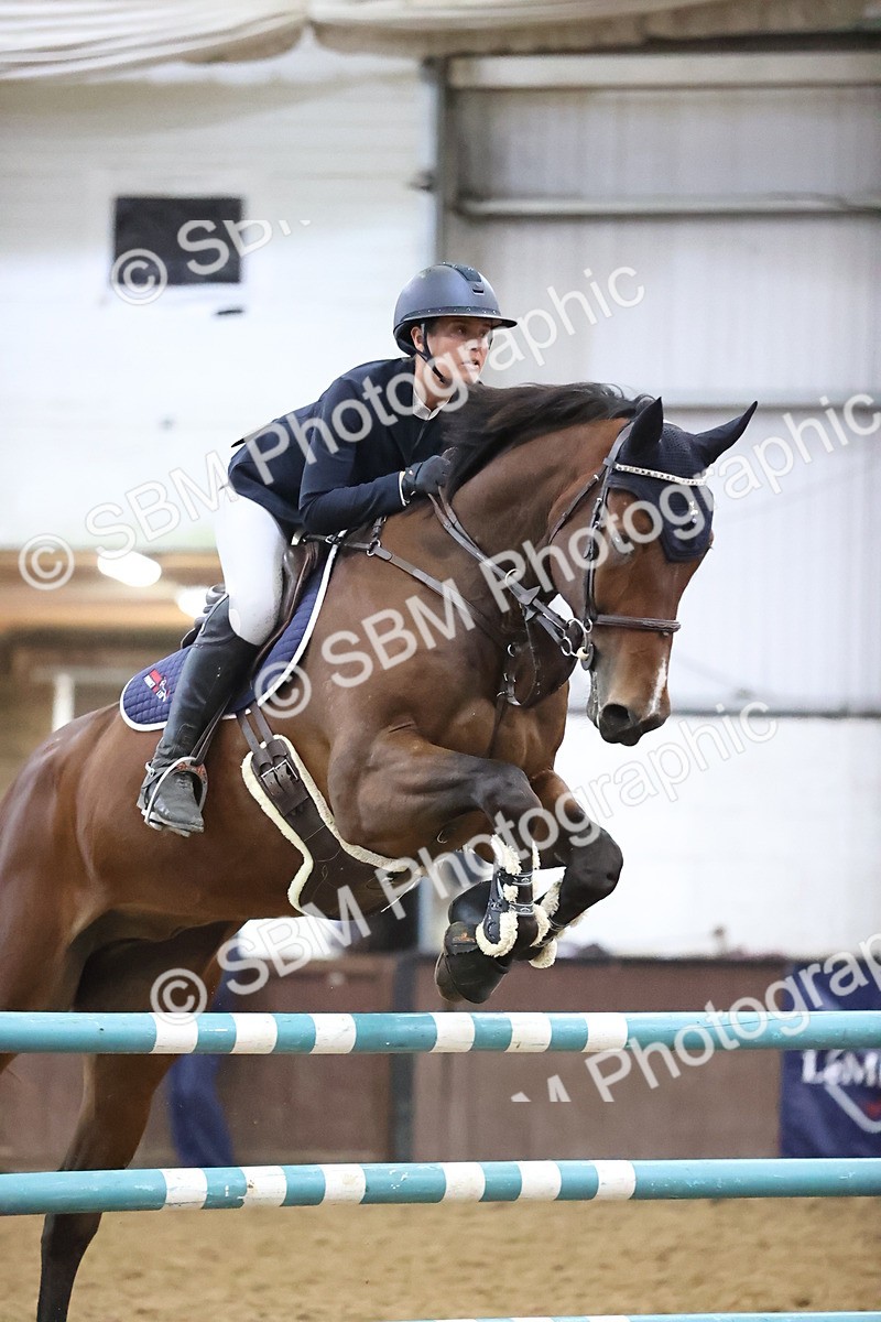 SBM_003752 - Class 12 - Senior Foxhunter 1.20m
