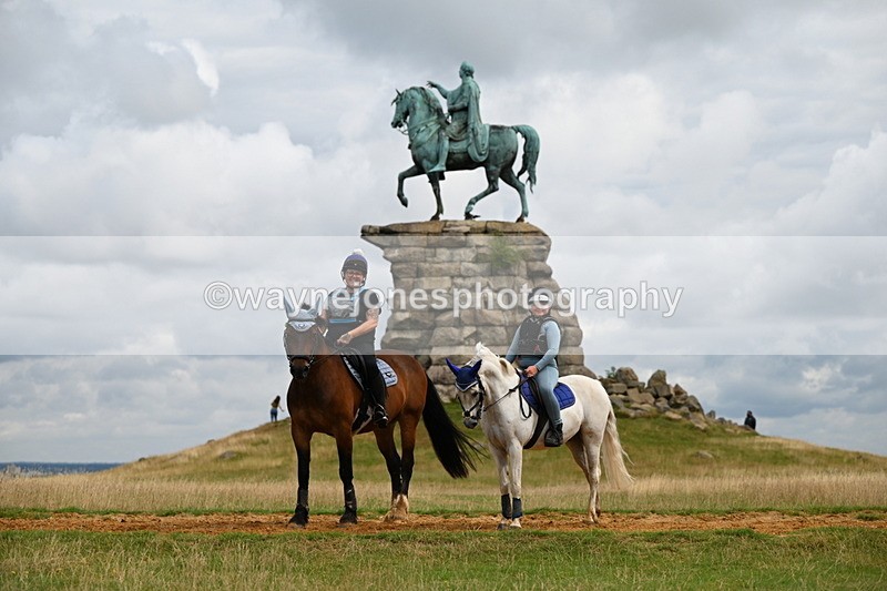 DSC_4337 - Time at Statue 09:50 to 11:09