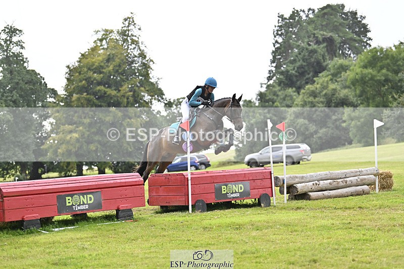 240825X-175817-38281 - 80cm XC 17.30 to End