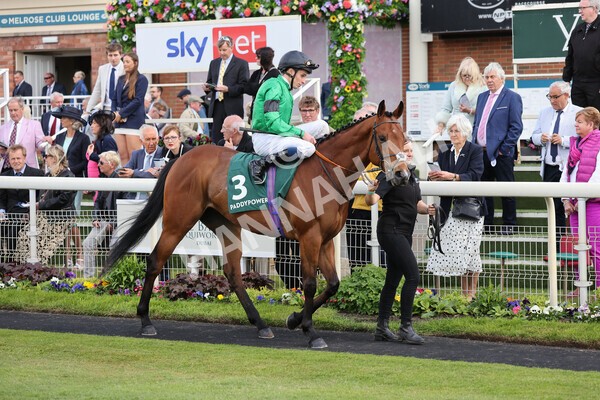 yr11052022r5-12 - Race 5 4.10pm Paddy Power 'Here For The Craic' Stakes