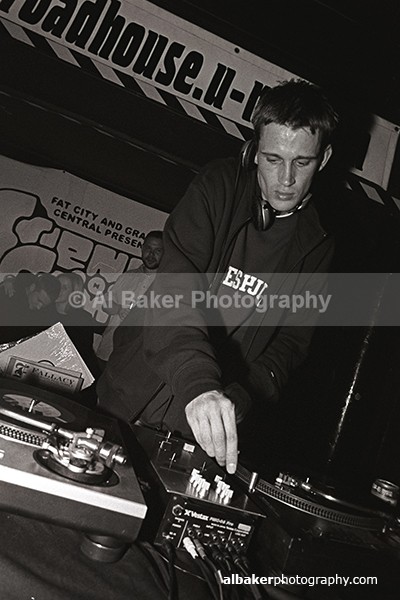 13 - Friends-&-Family @ the-roadhouse 19.04.03