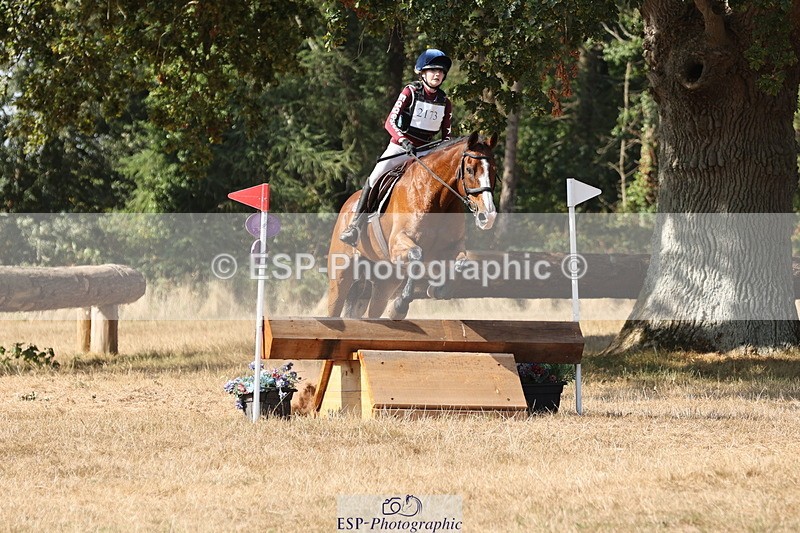 250824A-155006-39613 - 2173-Esmae.Leonard-Red