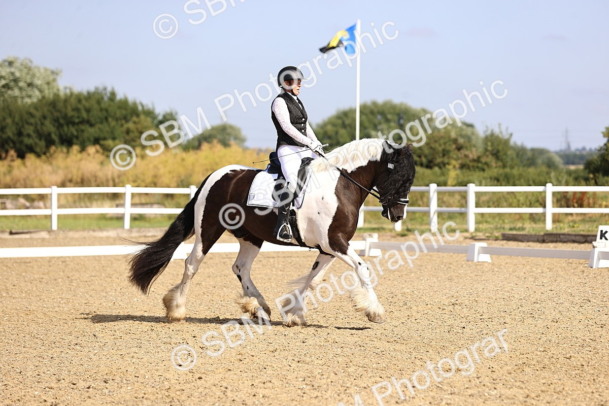 SBM_008627 - Novice 5 - 08.30-9.33