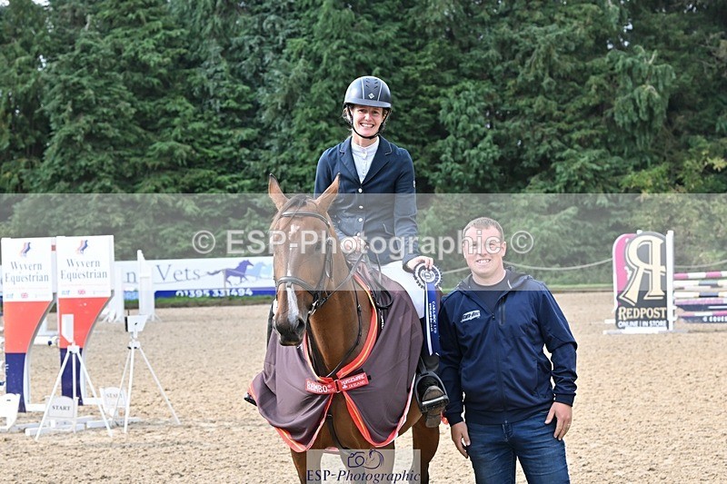 240818-093549-03417 - Cls 8A Snr British Novice