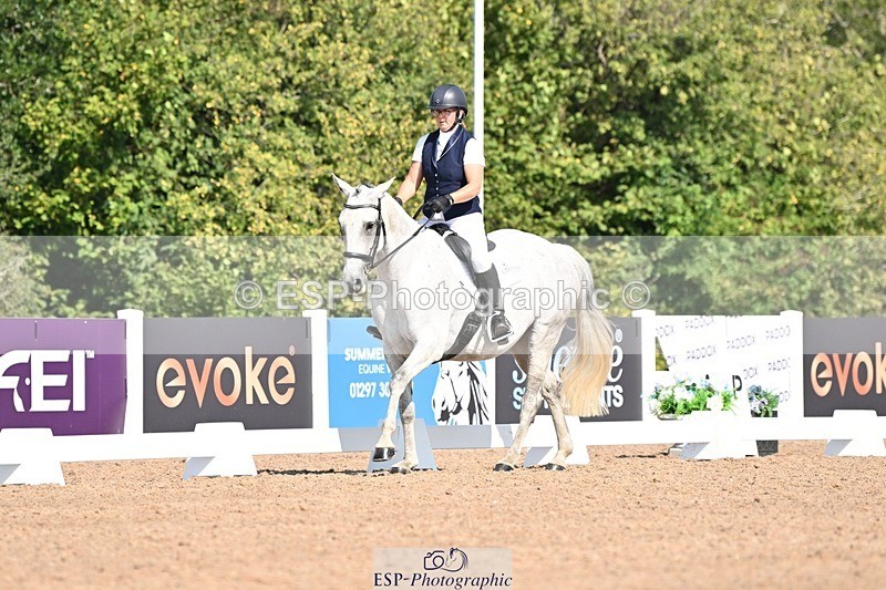 250816-104033-03169 - 099-Essie.BarkerBloody.Nora