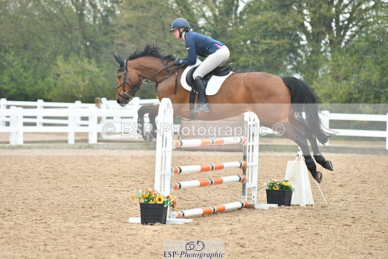 230504A-144127-02105 - Cls 5 1.05m Amateur Quali