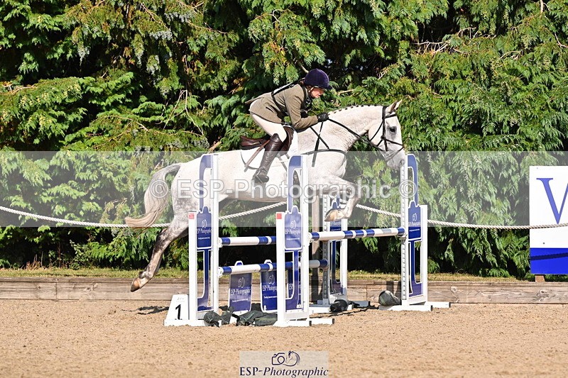 250802A-165627-08207 - H-369-Zoe.Mccanlis-WHISKY.REBELLION