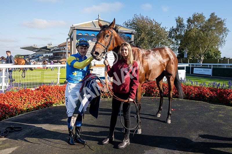 180924-Race 5-Blue Zodiac-5571 - Race 5