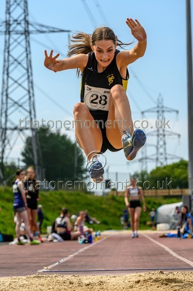 West25Sat-910064 - Field Female