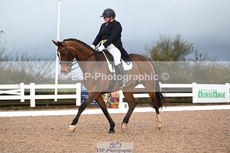 240218A-093805-05168 - 201-Emily.farleigh-Wake.up