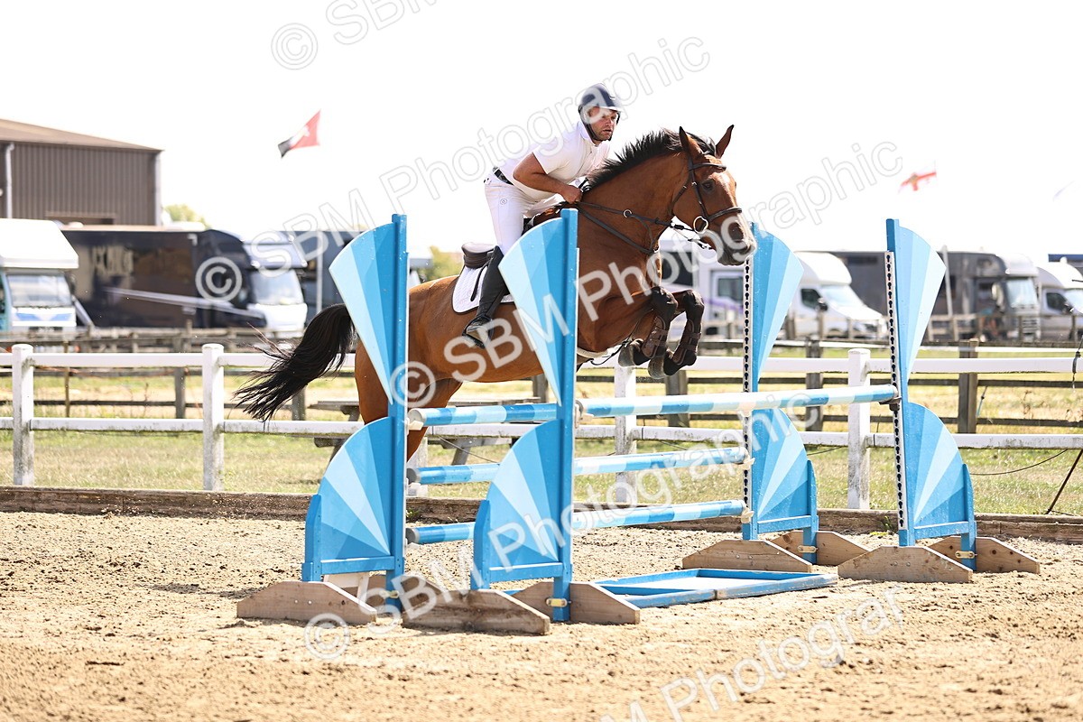 SBM_006777 - Class 12 - Amateur Championship Qualifier 1.05m