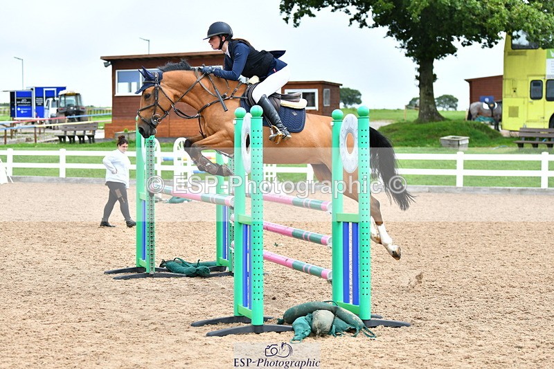 230819A-125210-00557 - Cls 26+28 Pony Foxhunter & 1.15m